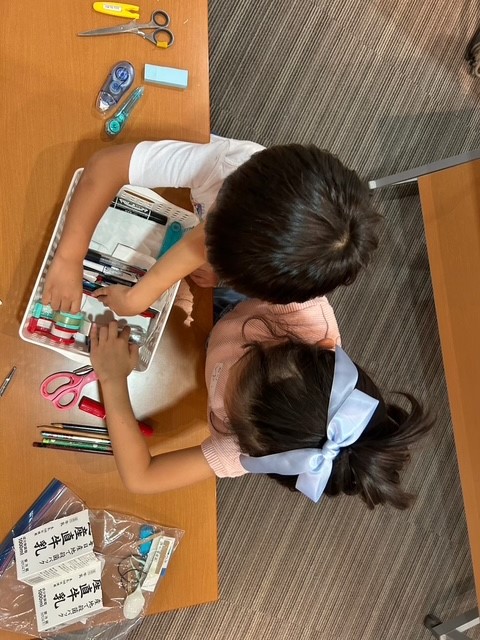 �A�N�e�B�r�e�B�̗l�q