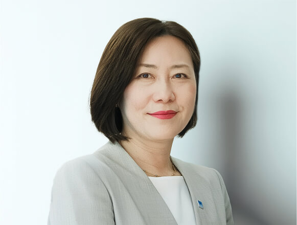 ���� �R��